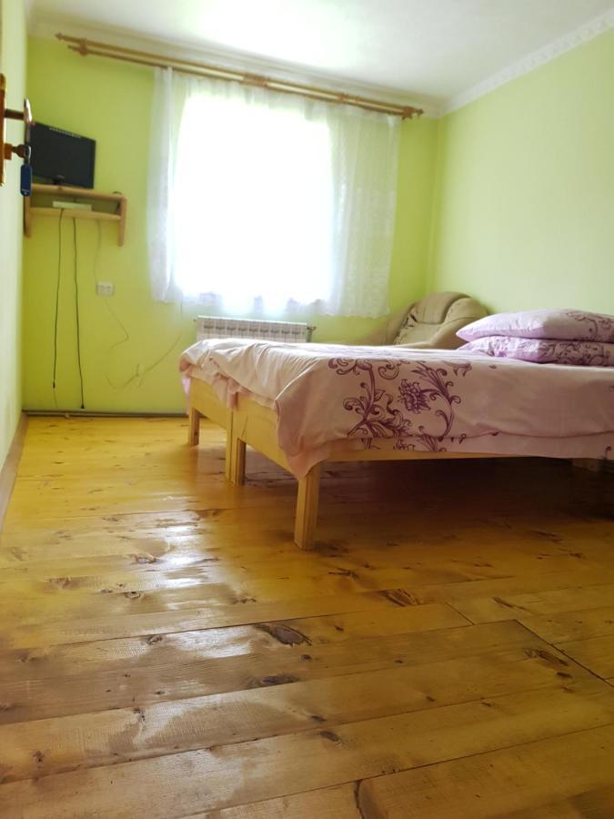 Apartamento Карпатський Будинок Izky Exterior foto